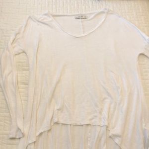 A&F flowy white long sleeve tee